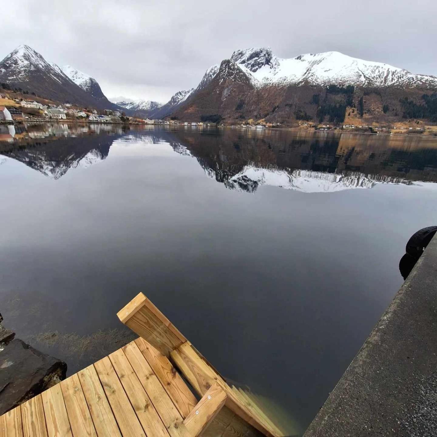 Troll Fjordhytter Syvde Exterior foto