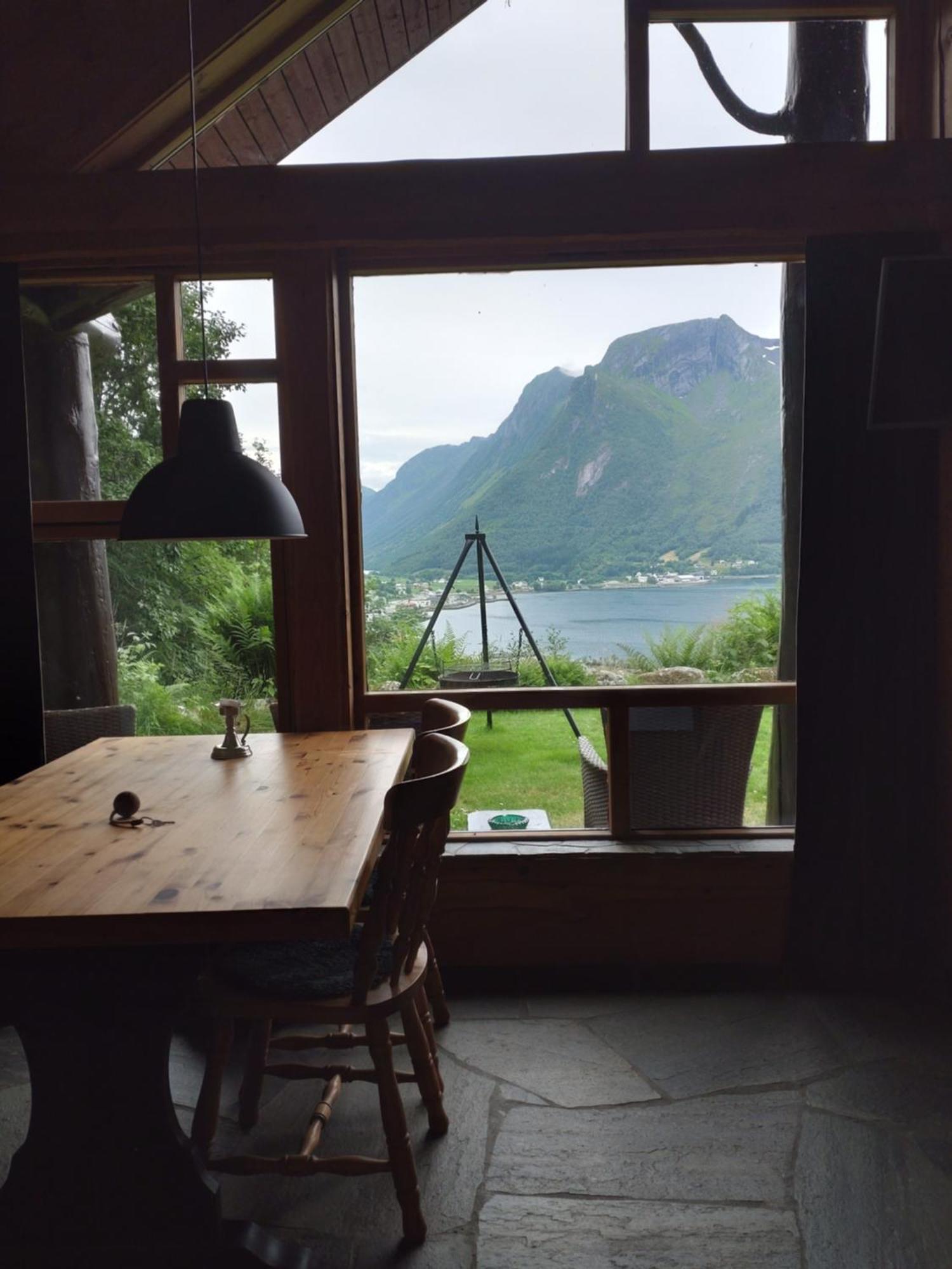 Troll Fjordhytter Syvde Exterior foto
